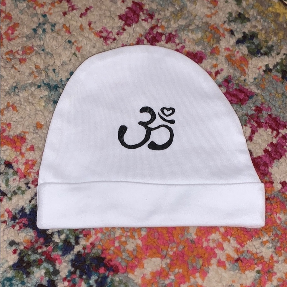 Om infant hat